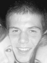 Person who looks like Mark-Paul Gosselaar