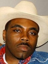 Person who looks like Nas