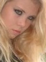 Person who looks like Tara Reid