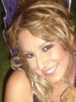 Person who looks like Ashley Tisdale