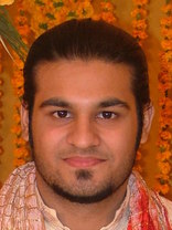 Person who looks like Michael Peña