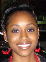 Person who looks like Jada Pinkett Smith