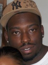 Person who looks like Omar Epps