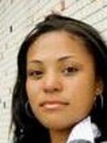 Person who looks like Zoe Saldaña