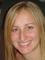 Person who looks like Ashley Tisdale