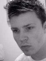 Person who looks like Ryan Phillippe