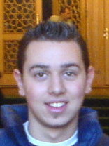 Person who looks like Eddie Kaye Thomas