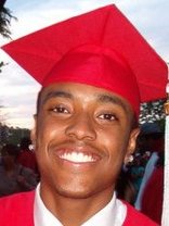 Person who looks like Larenz Tate