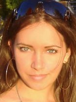 Person who looks like Heidi Mueller