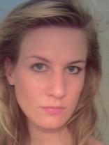 Person who looks like Daryl Hannah