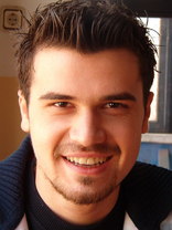 Person who looks like David Boreanaz