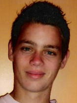 Person who looks like Scott Mechlowicz