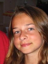 Person who looks like Emily VanCamp