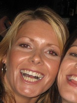 Person who looks like Kelly Ripa