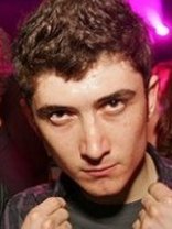 Person who looks like Dylan McDermott