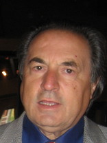 Person who looks like James Caan