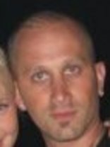 Person who looks like Michael Rosenbaum