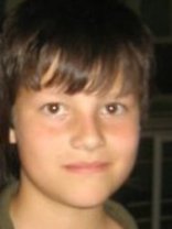 Person who looks like Josh Hutcherson