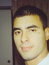 Person who looks like Enrique Iglesias