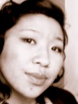 Person who looks like Sandra Oh