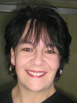 Person who looks like Marlo Thomas