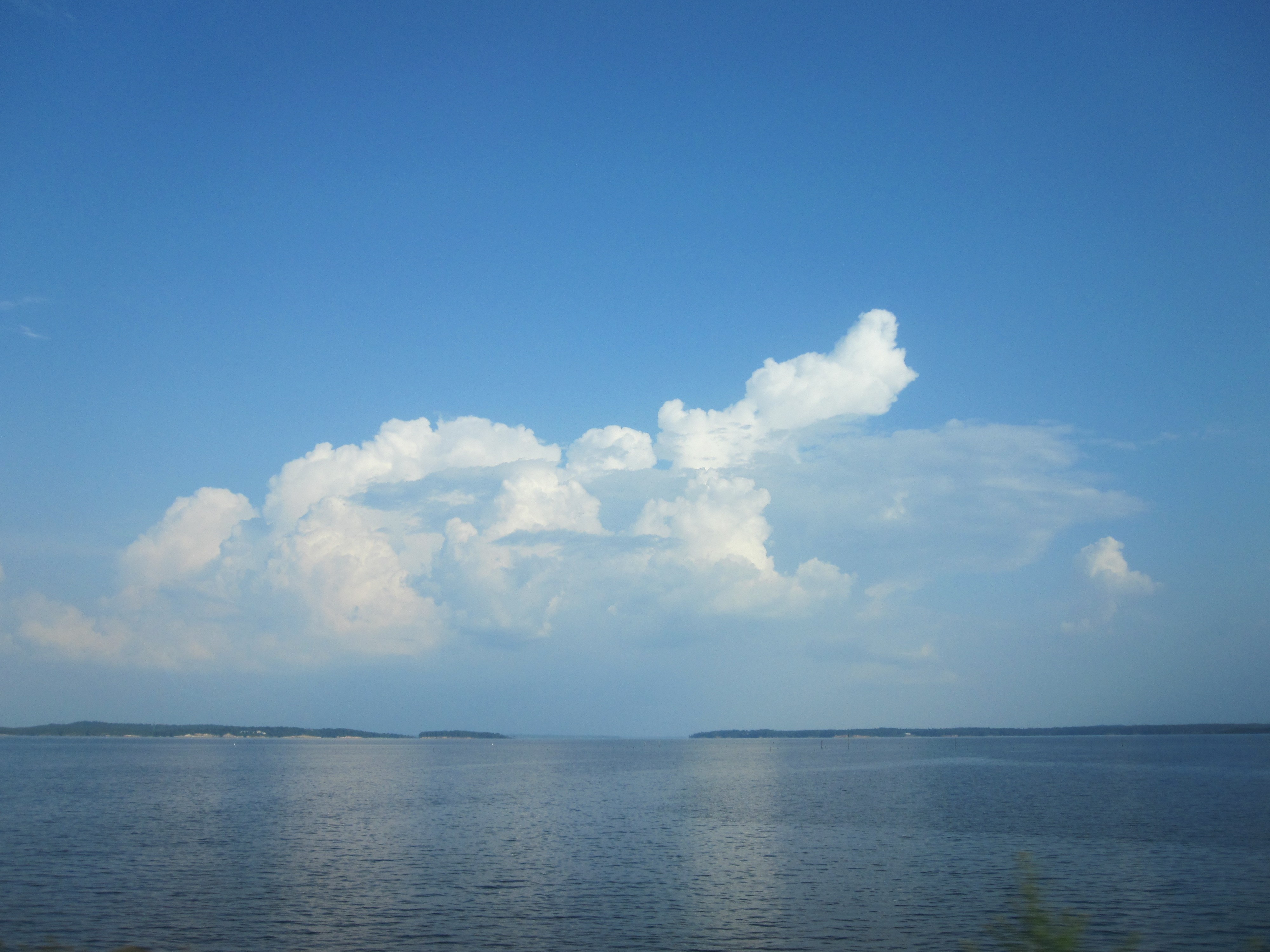 The Largest Lakes in Texas Image