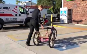 police-officer-buys-homeless-woman-bike-2