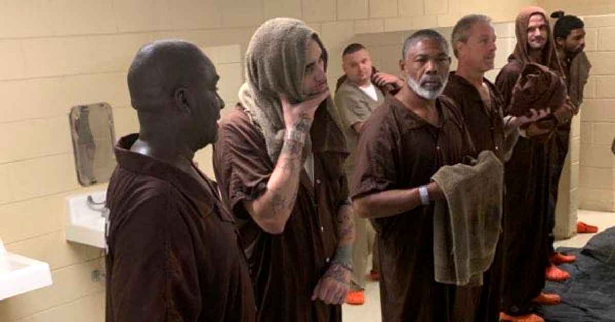 south-carolina-jail-inmates-baptism-2