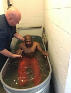 arkansas-inmates-baptism-5