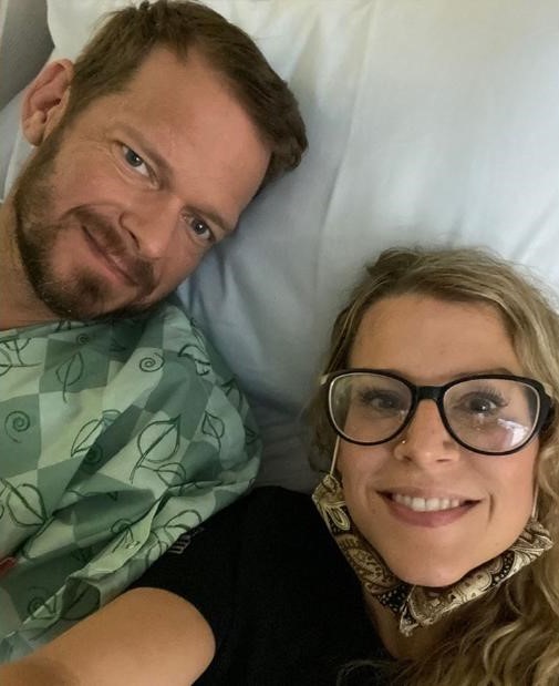 colleagues-donate-kidney-to-husband