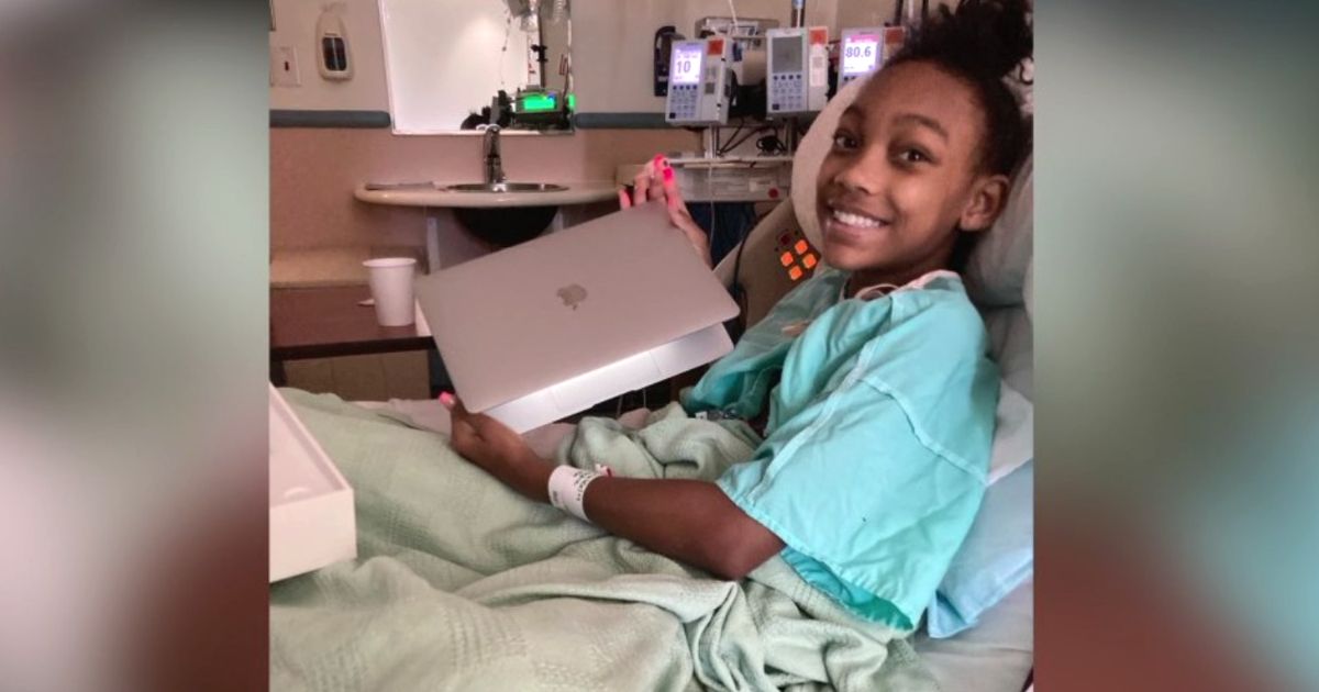 good-samaritan-donates-macbook