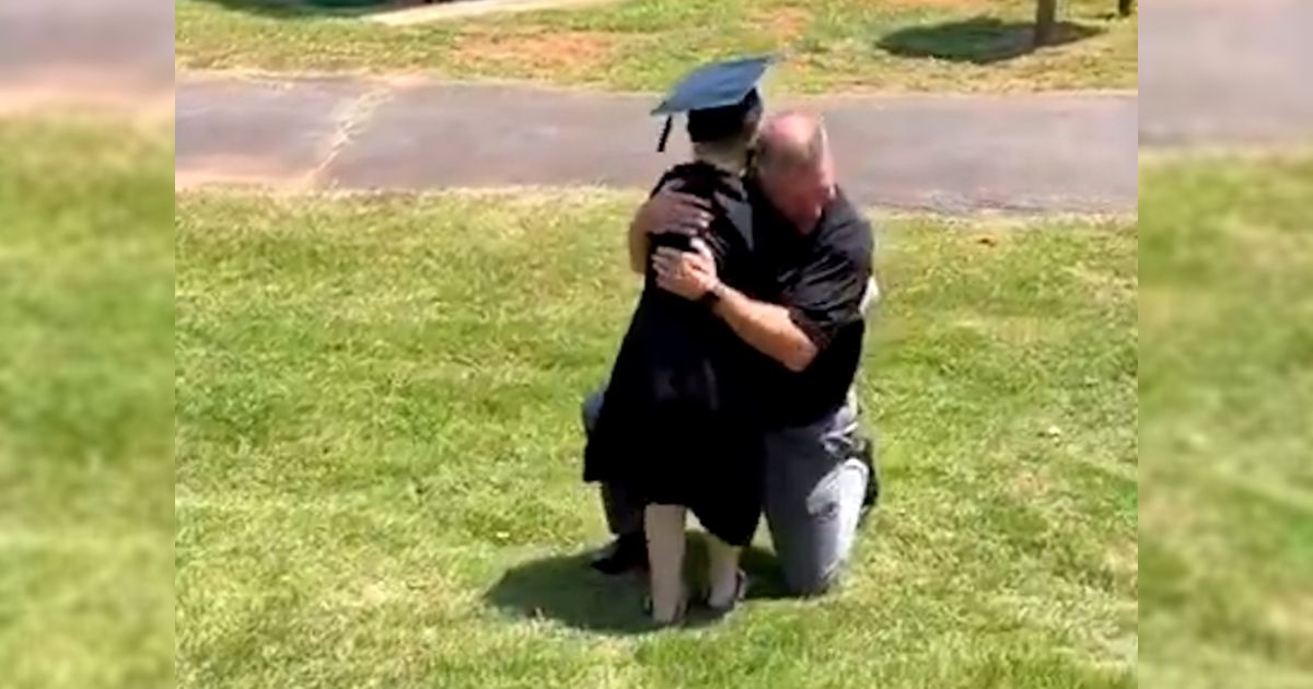 kindergartner-reunited-with-officer