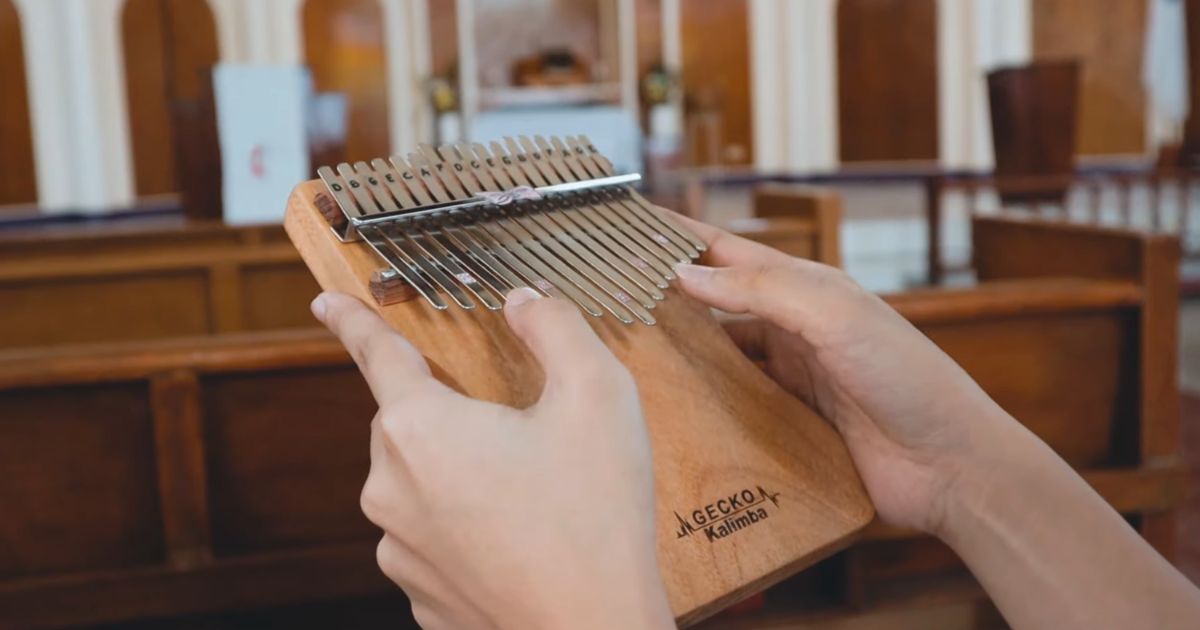 broken-vessels-kalimba-cover-karina-javier