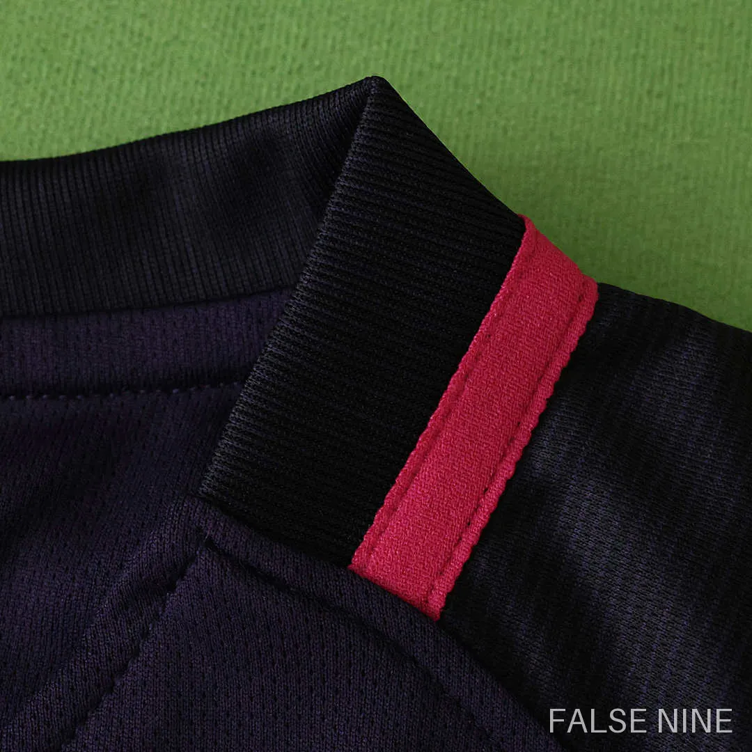 16/17 FC Barcelona / Barça away retro Kids kit, photo 3