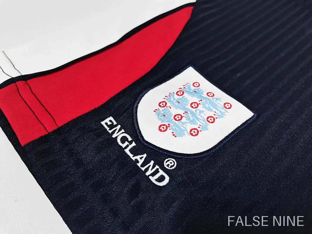 England 1998 Home Kit (Kids Retro), photo 2