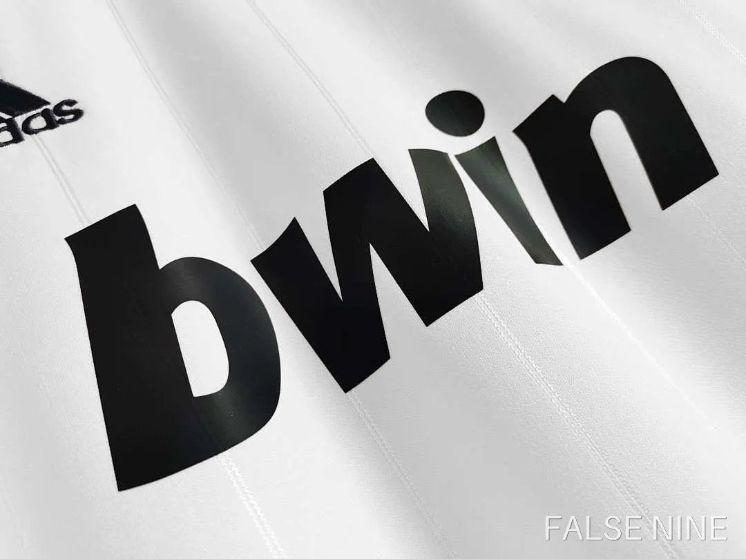 12/13 Real Madrid Home retro Fan version, photo 7
