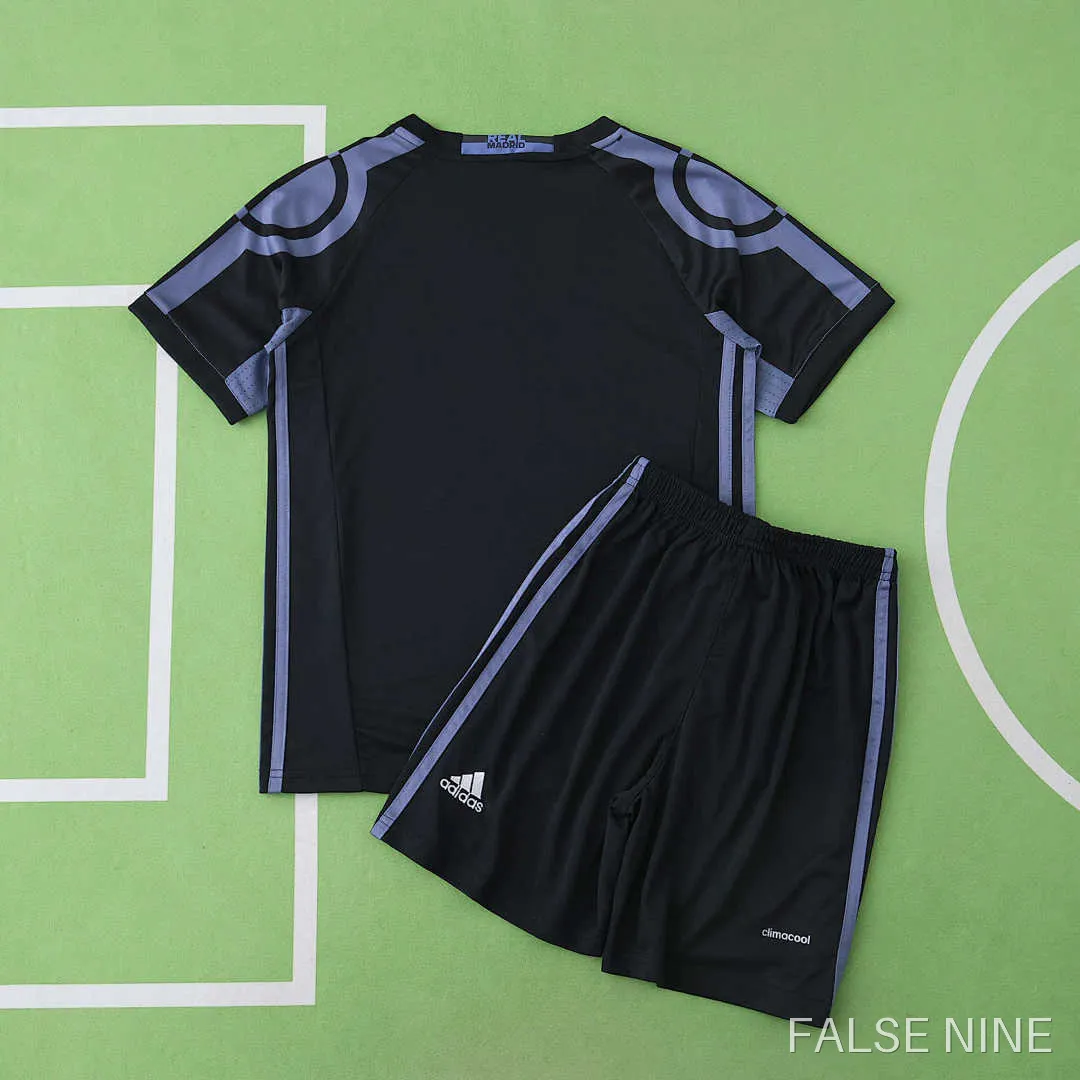 Real Madrid 16/17 Third Kids Kit, photo 19