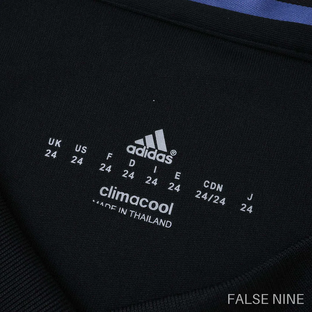 Real Madrid 16/17 Third Kids Kit, photo 4