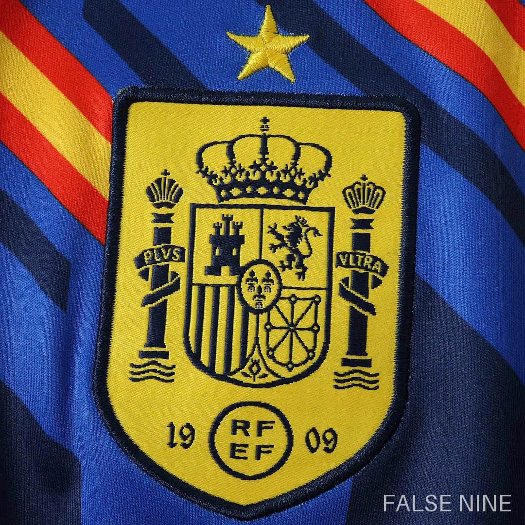 Spain 2026 Training Shirt (Fan Version), photo 10