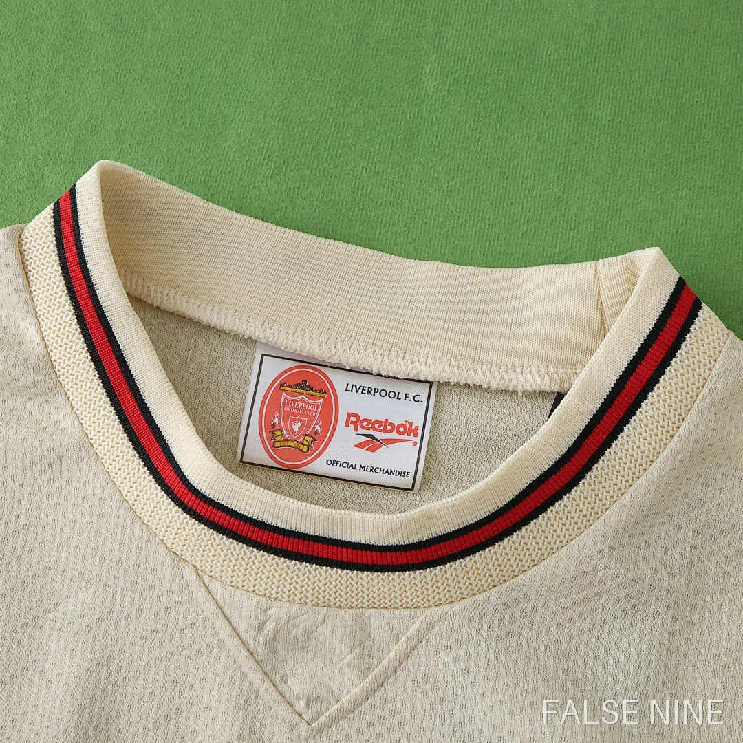Liverpool 1996-97 Away Retro Kids Kit, photo 2