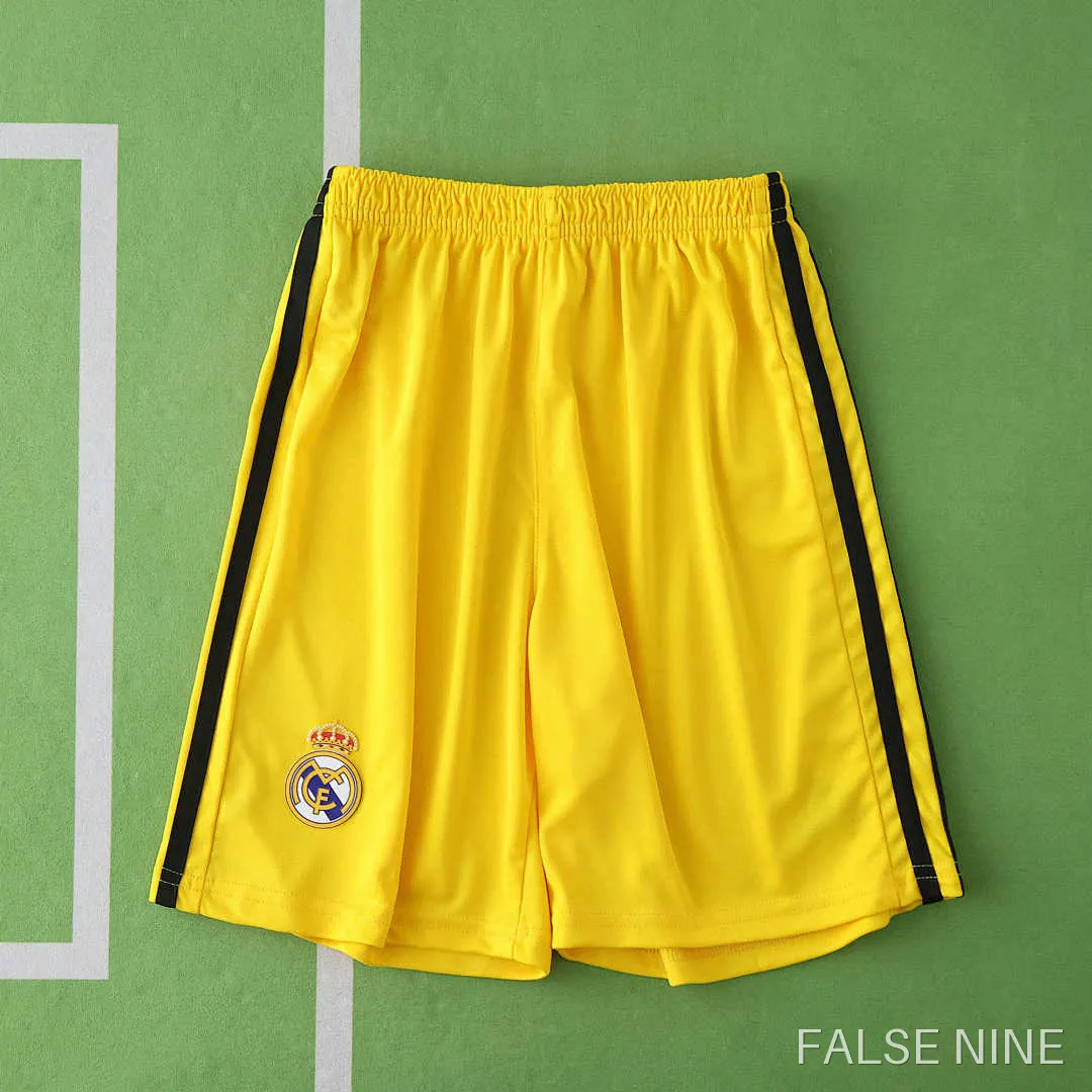 Real Madrid 2011-12 Goalkeeper Kids Kit (Retro), photo 21