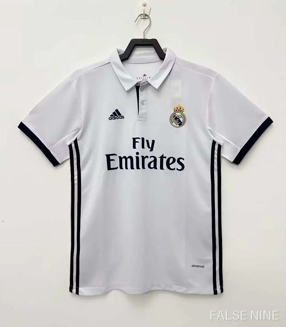 16/17 Real Madrid Home retro Fan version, photo 1