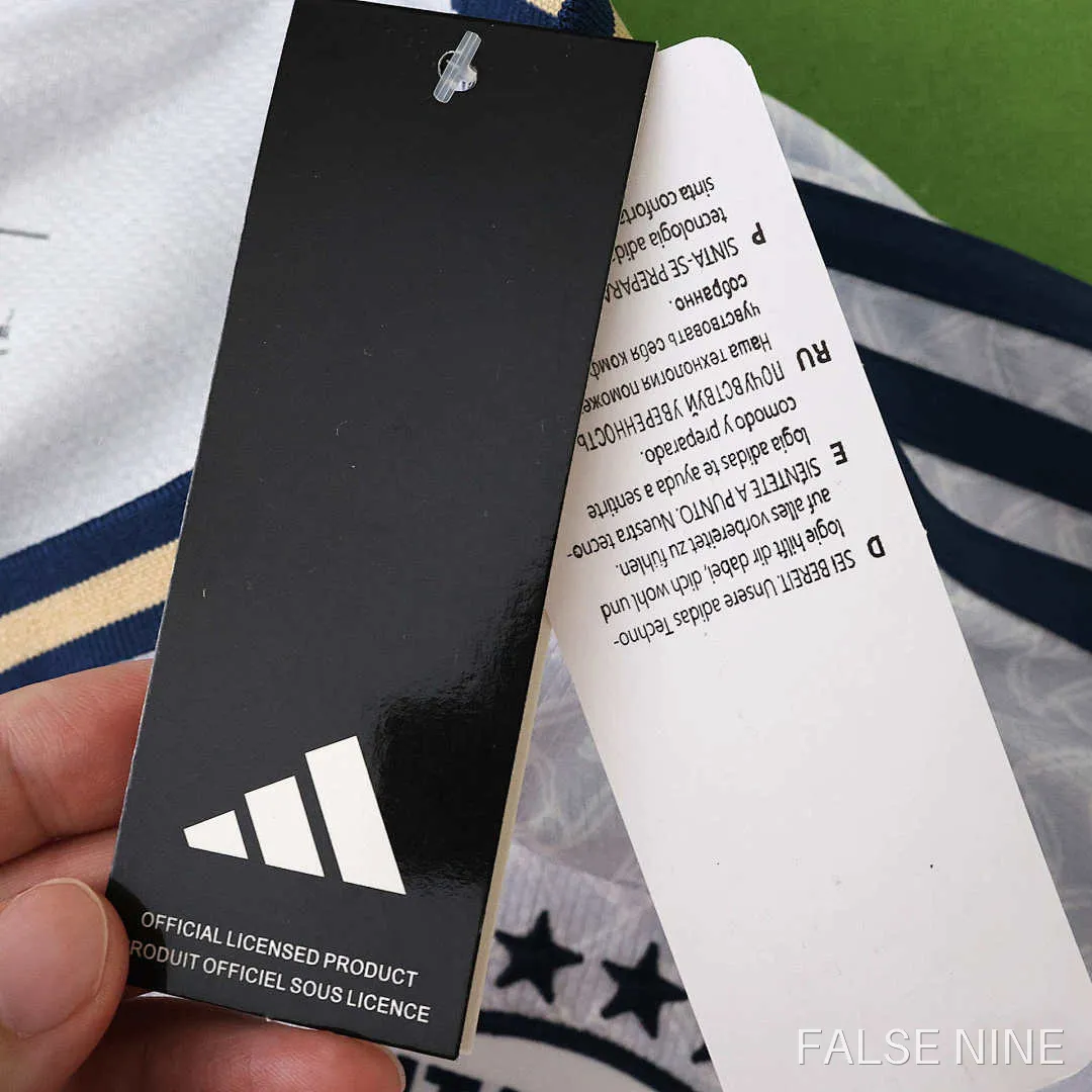 Italy 2026 Away Shirt (Fan Version), photo 22
