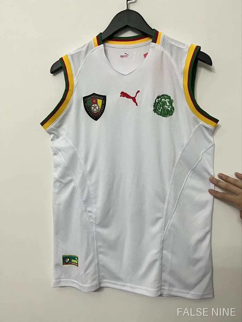 Cameroon Away Retro Jersey (Fan Version), photo 1