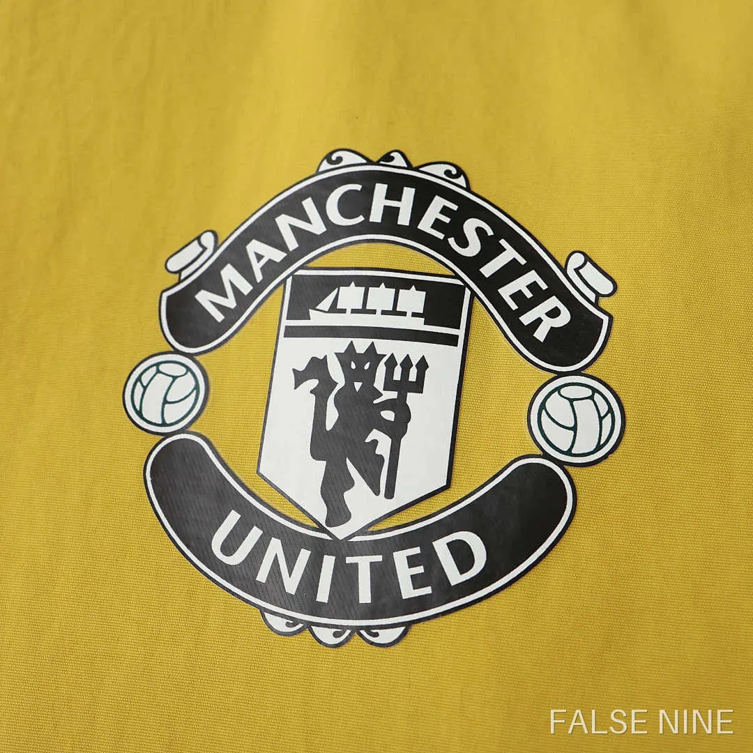 Manchester United 24/25 Training Reversible Windbreaker, photo 4