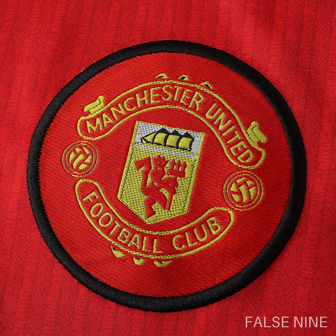 Manchester United 1996-97 Home Shirt (Retro Fan Version), photo 10