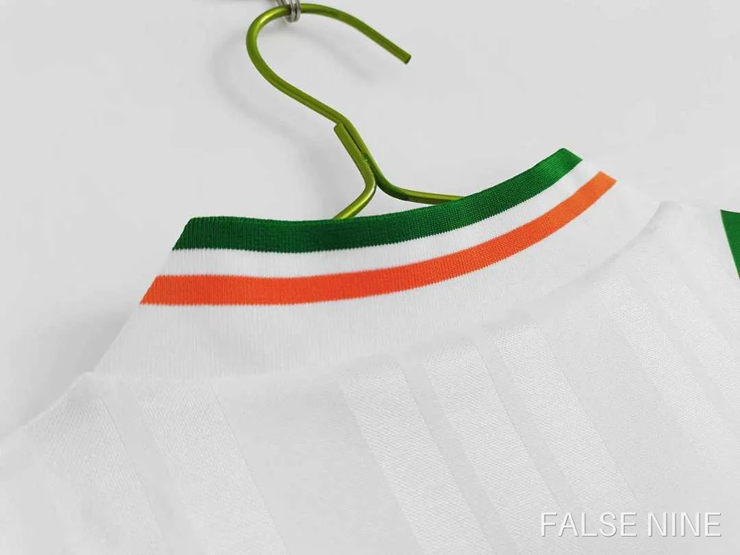 Ireland 1992-94 Away Shirt (Retro Fan Version), photo 5