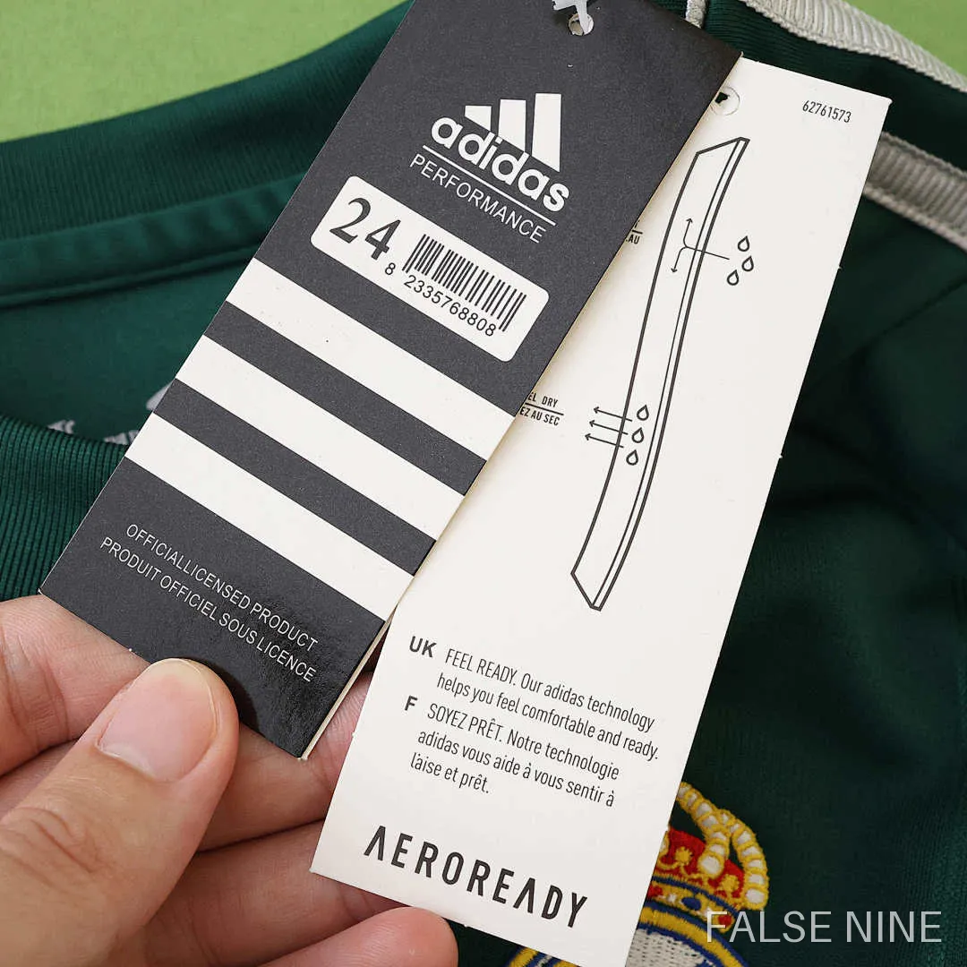 12/13 Real Madrid CF third retro Kids kit, photo 28
