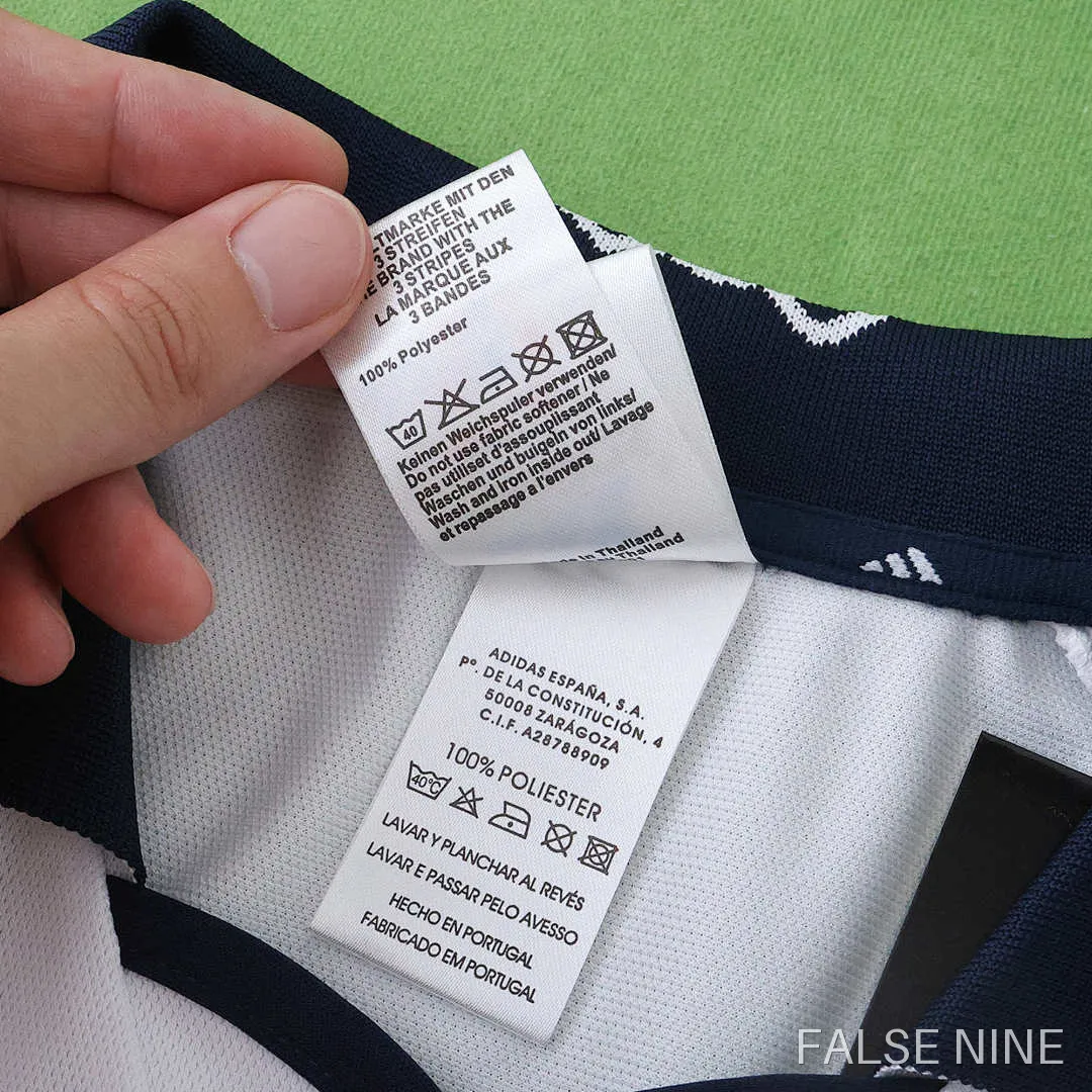 Real Madrid 2000/01 Home Kids Kit (Retro), photo 7