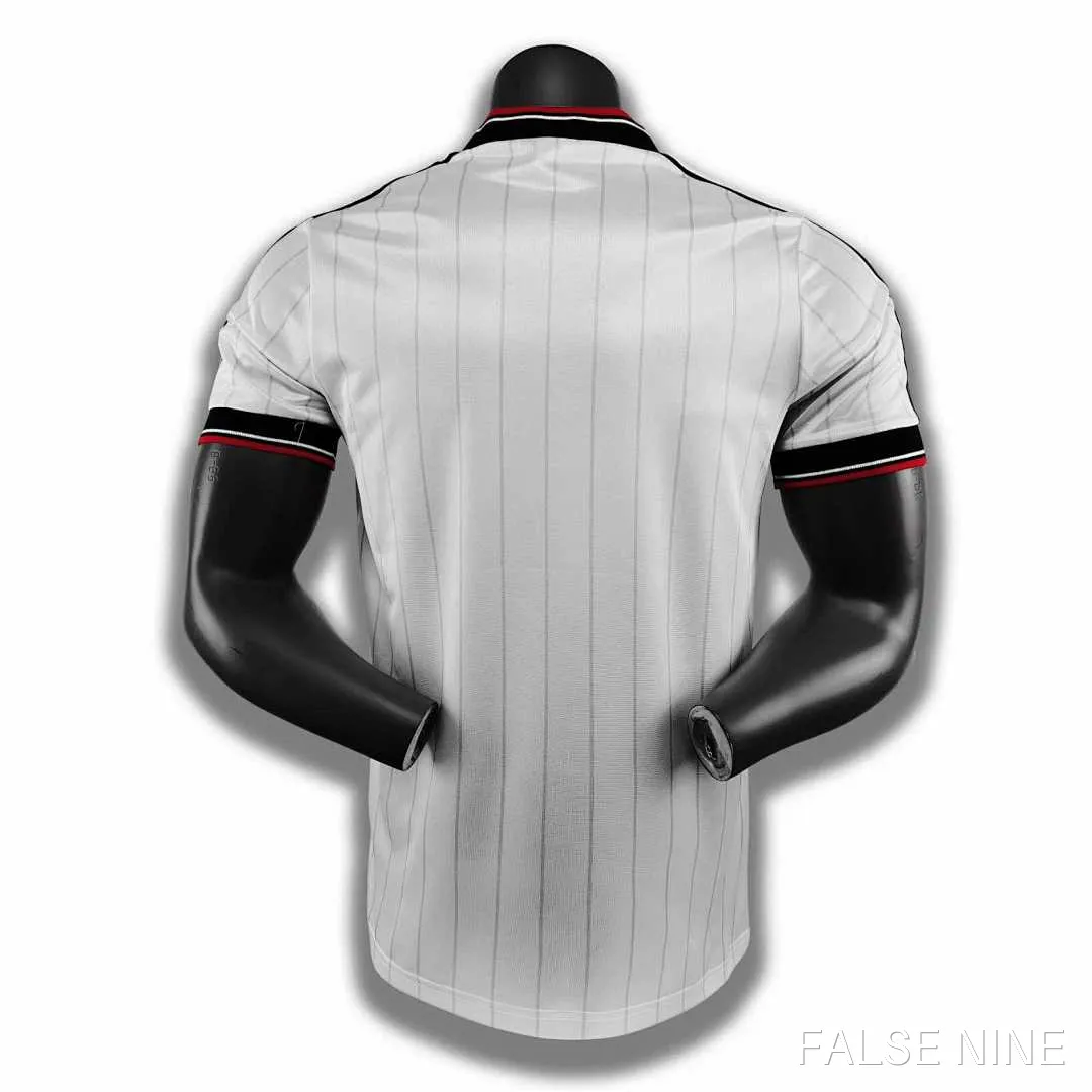 Manchester United 1983 Away Shirt (Retro Fan Version), photo 2